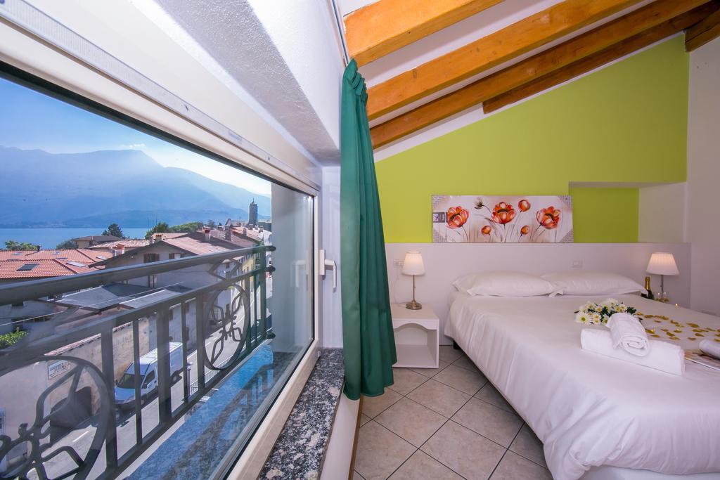 Residence Riva Del Lario Gravedona Eksteriør billede