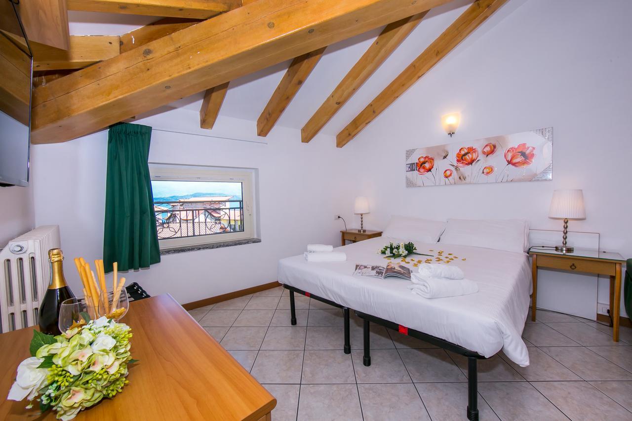 Residence Riva Del Lario Gravedona Eksteriør billede
